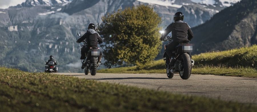 Grand tour des Écrins à moto — Galibier et Izoard