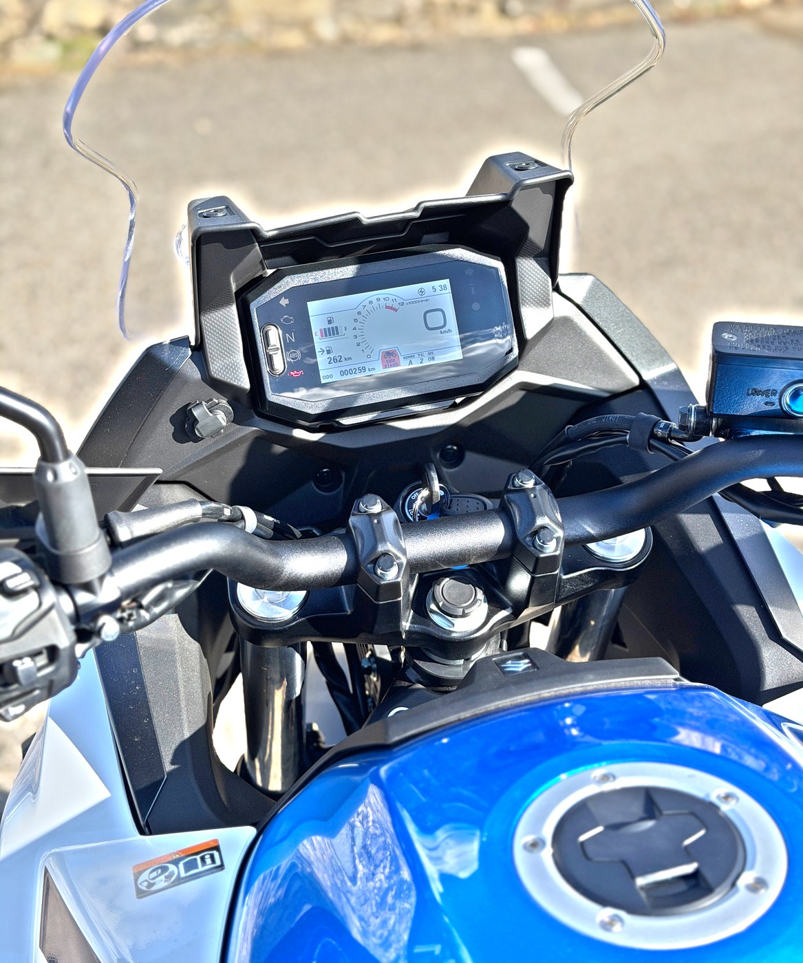 Colour TFT display and USB-C socket within reach.