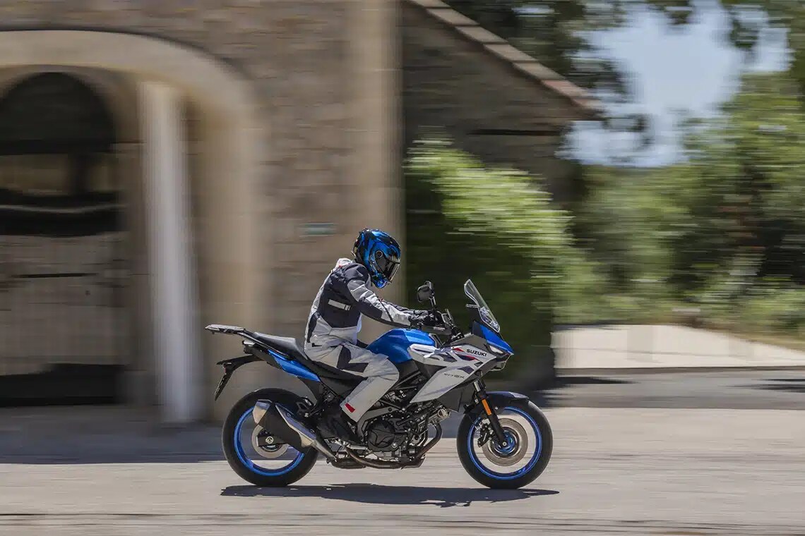Suzuki SV-7GX, bientôt à la location à Grenoble